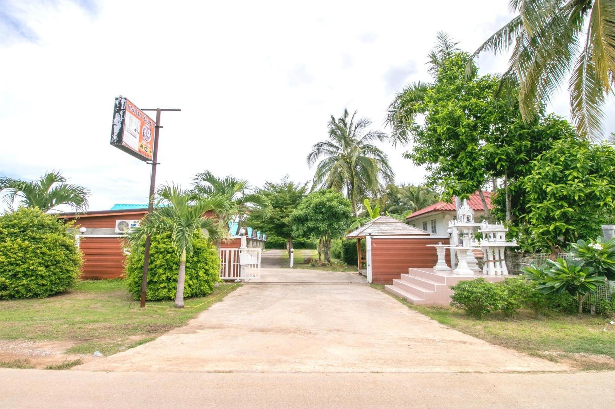 The Rome Resort Pran Buri Exterior foto